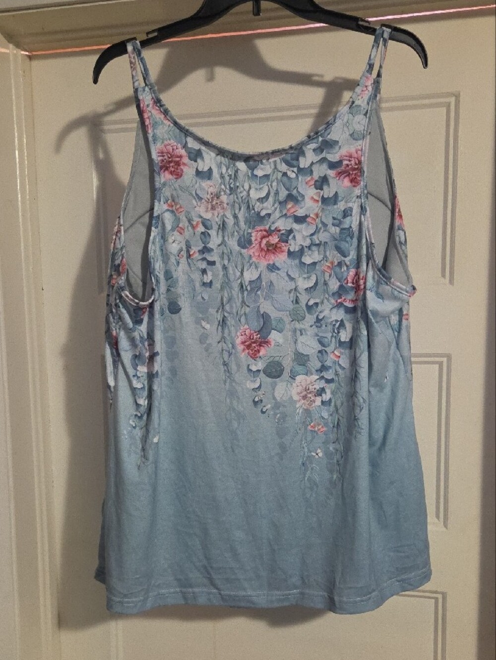 Light Blue Floral Spaghetti-Strap Women's Tank Top - Picture 4 of 11